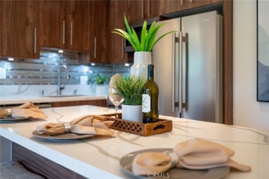 Beach Condo For Sale in Newport Beach, California