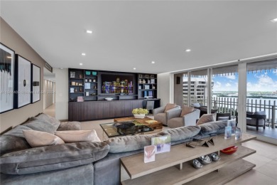 Beach Condo For Sale in Miami, Florida