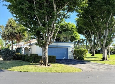Beach Home For Sale in Boynton Beach, Florida