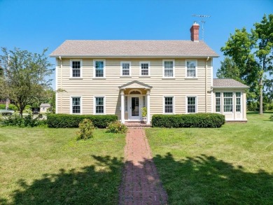 Beach Home For Sale in Kewaunee, Wisconsin