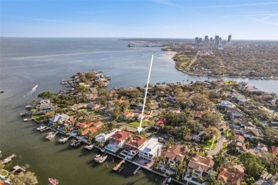 Beach Home For Sale in St. Petersburg, Florida