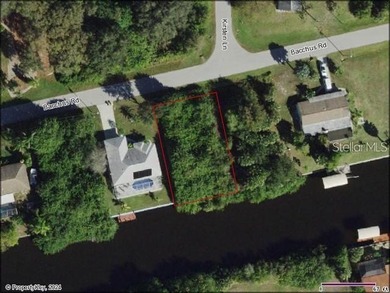Beach Lot For Sale in Port Charlotte, Florida