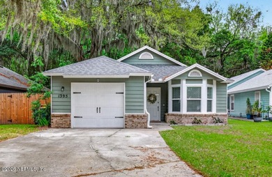 Beach Home Active Under Contract in Jacksonville, Florida
