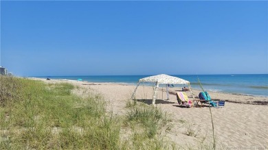 Beach Condo For Sale in Jensen Beach, Florida