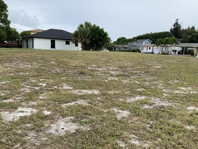 Beach Lot For Sale in Riviera Beach, Florida