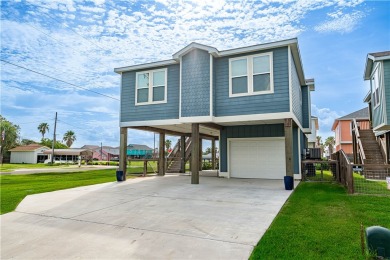 Beach Home For Sale in Rockport, Texas