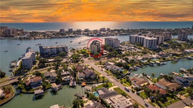 Beach Condo For Sale in Clearwater Beach, Florida