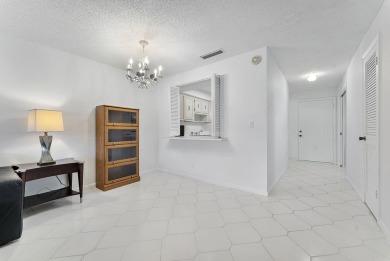 Beach Condo For Sale in Delray Beach, Florida