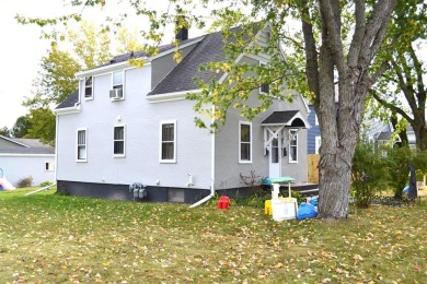 Beach Home For Sale in Algoma, Wisconsin