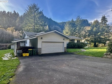Beach Home For Sale in Mapleton, Oregon