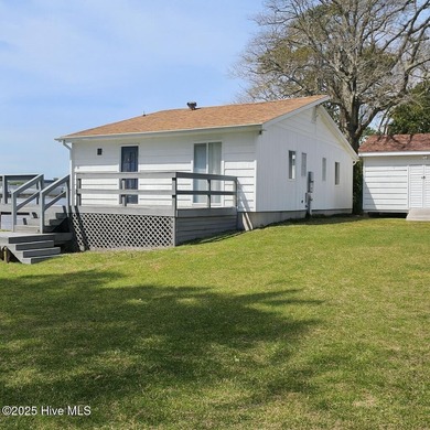 Home For Sale in Shallotte image photo picture