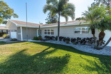 Beach Home For Sale in St. Petersburg, Florida