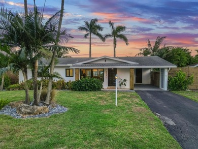 Beach Home For Sale in Boynton Beach, Florida