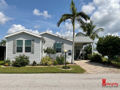 Beach Home For Sale in Sarasota, Florida