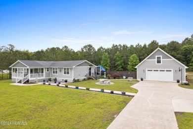 Beach Home For Sale in Ocean Isle Beach, North Carolina