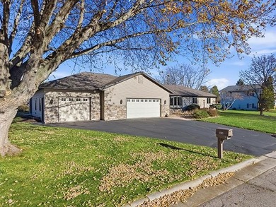 Beach Home For Sale in Sturgeon Bay, Wisconsin