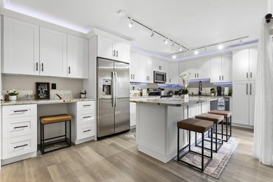 Beach Townhome/Townhouse Active Under Contract in Delray Beach, Florida