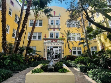 Beach Condo For Sale in Miami Beach, Florida