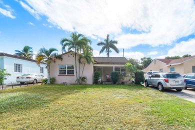 Beach Home For Sale in West Palm Beach, Florida