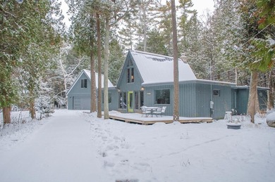 Beach Home For Sale in Sturgeon Bay, Wisconsin