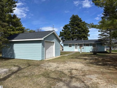 Beach Home For Sale in Oscoda, Michigan