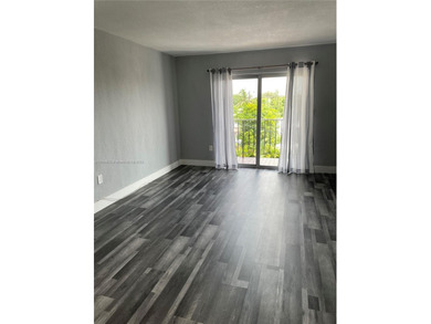 Beach Condo For Sale in Miami, Florida