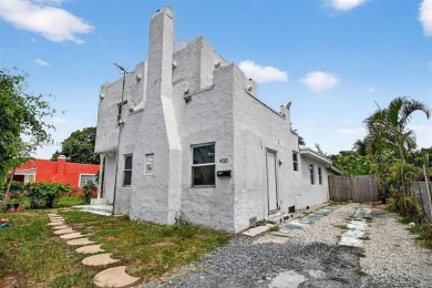 Beach Home For Sale in West Palm Beach, Florida