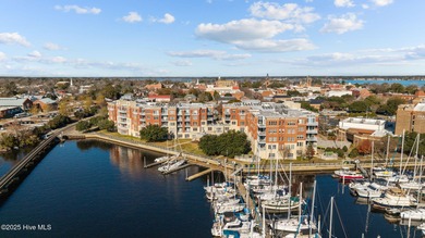 Beach Condo For Sale in New Bern, North Carolina