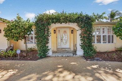 Beach Home For Sale in Palm Beach Gardens, Florida