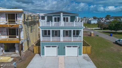 Beach Townhome/Townhouse For Sale in Carolina Beach, North Carolina