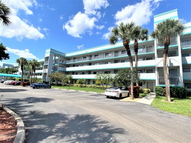 Beach Condo For Sale in Lake Worth, Florida