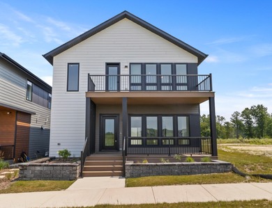 Home For Sale in Oak Creek image photo picture