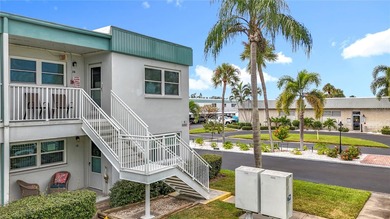Beach Condo For Sale in St. Petersburg, Florida