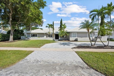 Beach Home For Sale in Wellington, Florida