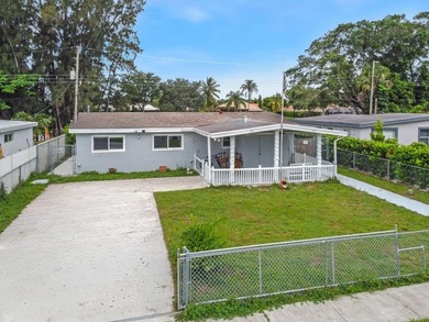 Beach Home For Sale in Royal Palm Beach, Florida