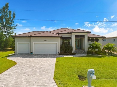 Beach Home For Sale in Port Charlotte, Florida