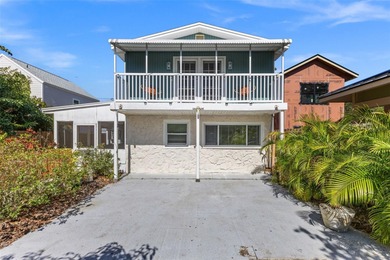 Home For Sale in St. Petersburg image photo picture