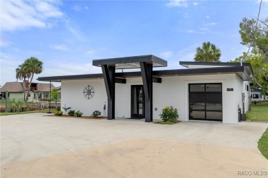 Beach Home For Sale in Crystal River, Florida