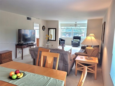 Beach Condo For Sale in Sunrise, Florida