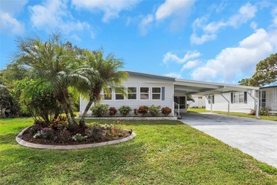Beach Home For Sale in Palm Harbor, Florida
