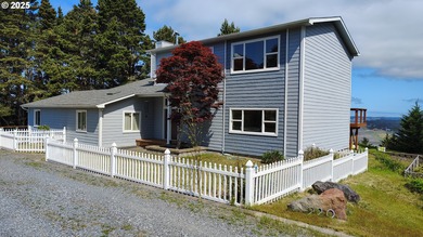 Beach Home For Sale in Portorford, Oregon