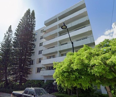 Beach Condo For Sale in Miami Beach, Florida