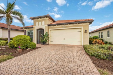 Beach Home For Sale in Venice, Florida