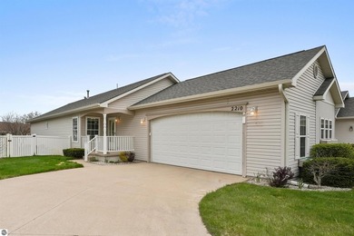Condo For Sale in Traverse City image photo picture