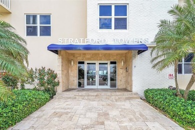 Beach Condo For Sale in Hollywood, Florida