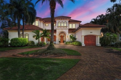 Beach Home For Sale in St. Petersburg, Florida