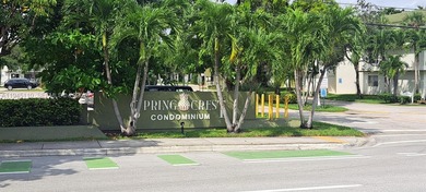 Beach Condo For Sale in Sunrise, Florida