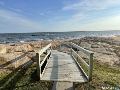 Beach Condo For Sale in East Haven, Connecticut