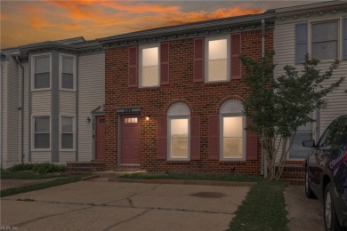 Beach Townhome/Townhouse Off Market in Virginia Beach, Virginia