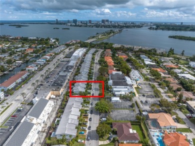 Beach Townhome/Townhouse For Sale in North Miami, Florida